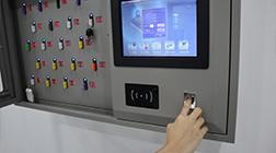 智能指纹钥匙柜与智能人脸识别钥匙柜配备介绍